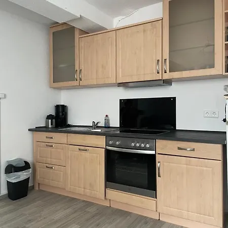 Apartmán Monteurwohnungen Zentral Lll *