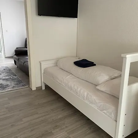 Monteurwohnungen Zentral Lll *